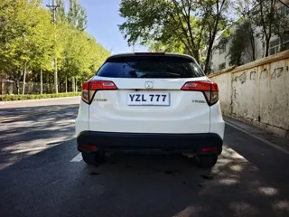 Honda Vezel 2021 купить из Китая, цена 1 516 000 ₽ — Suifenhe Auto