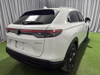 Honda Vezel 2023 купить из Китая, цена 1 953 000 ₽ — Suifenhe Auto