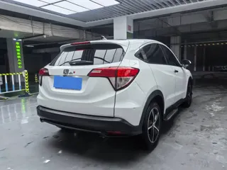 Honda Vezel 2021 купить из Китая, цена 1 656 000 ₽ — Suifenhe Auto