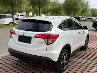 Honda Vezel 2022 купить из Китая, цена 1 744 000 ₽ — Suifenhe Auto