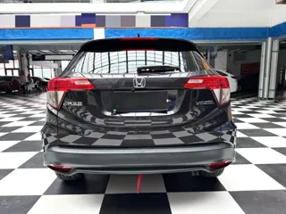 Honda Vezel 2022 купить из Китая, цена 1 705 000 ₽ — Suifenhe Auto