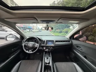 Honda Vezel 2020 купить из Китая, цена 1 396 000 ₽ — Suifenhe Auto