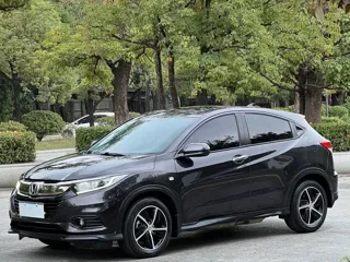 Honda Vezel 2020 купить из Китая, цена 1 487 000 ₽ — Suifenhe Auto