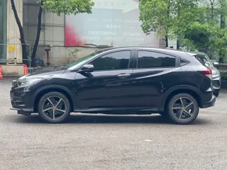 Honda Vezel 2020 купить из Китая, цена 1 435 000 ₽ — Suifenhe Auto