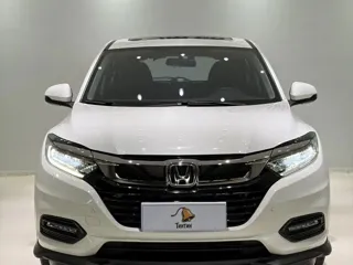 Honda Vezel 2022 купить из Китая, цена 1 914 000 ₽ — Suifenhe Auto