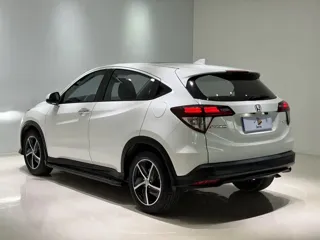 Honda Vezel 2022 купить из Китая, цена 1 914 000 ₽ — Suifenhe Auto