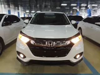 Honda Vezel 2020 купить из Китая, цена 1 650 000 ₽ — Suifenhe Auto