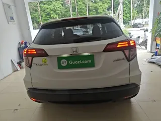 Honda Vezel 2019 купить из Китая, цена 1 409 000 ₽ — Suifenhe Auto