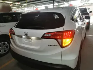Honda Vezel 2021 купить из Китая, цена 1 669 000 ₽ — Suifenhe Auto