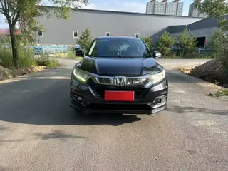Honda Vezel 2019 купить из Китая, цена 1 426 000 ₽ — Suifenhe Auto