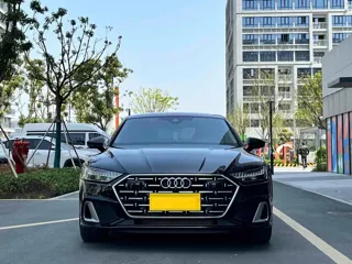 Audi A7L 2024 купить из Китая, цена 4 978 000 ₽ — Suifenhe Auto