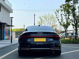 Audi A7L 2024 купить из Китая, цена 4 978 000 ₽ — Suifenhe Auto