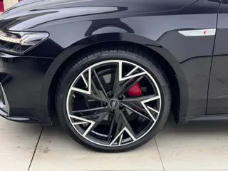 Audi A7L 2024 купить из Китая, цена 6 496 000 ₽ — Suifenhe Auto