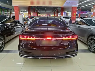Audi A7L 2024 купить из Китая, цена 6 004 000 ₽ — Suifenhe Auto