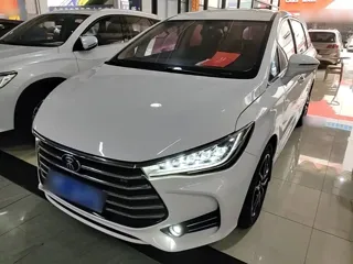 BYD Song 2018 купить из Китая, цена 1 165 000 ₽ — Suifenhe Auto