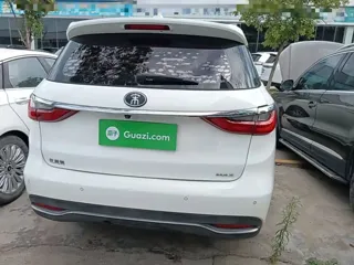 BYD Song 2019 купить из Китая, цена 2 622 000 ₽ — Suifenhe Auto