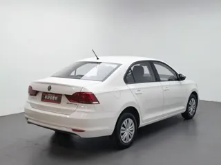 Volkswagen Santana 2022 купить из Китая, цена 1 046 000 ₽ — Suifenhe Auto