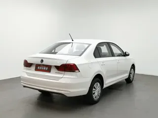 Volkswagen Santana 2019 купить из Китая, цена 1 175 000 ₽ — Suifenhe Auto