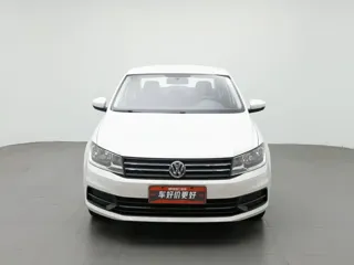 Volkswagen Santana 2018 купить из Китая, цена 1 096 000 ₽ — Suifenhe Auto