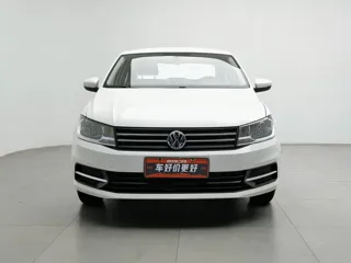 Volkswagen Santana 2020 купить из Китая, цена 1 122 000 ₽ — Suifenhe Auto