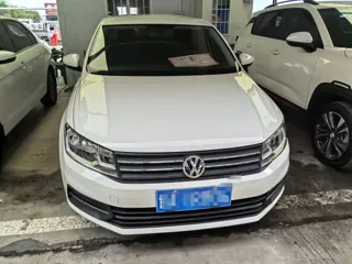 Volkswagen Santana 2021 купить из Китая, цена 1 344 000 ₽ — Suifenhe Auto