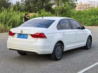 Volkswagen Santana 2019 купить из Китая, цена 1 151 000 ₽ — Suifenhe Auto