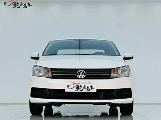 Volkswagen Santana 2022 купить из Китая, цена 1 202 000 ₽ — Suifenhe Auto