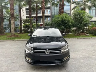 Volkswagen Santana 2018 купить из Китая, цена 1 158 000 ₽ — Suifenhe Auto