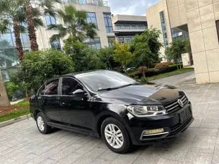 Volkswagen Santana 2018 купить из Китая, цена 1 158 000 ₽ — Suifenhe Auto