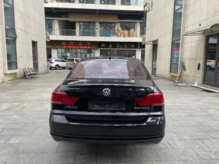 Volkswagen Santana 2018 купить из Китая, цена 1 158 000 ₽ — Suifenhe Auto