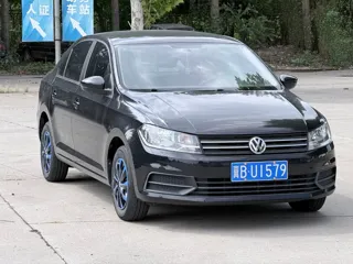 Volkswagen Santana 2018 купить из Китая, цена 1 042 000 ₽ — Suifenhe Auto