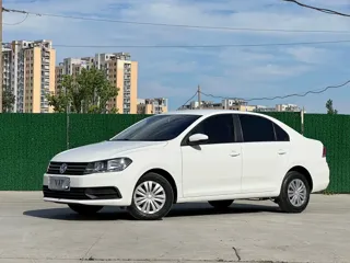 Volkswagen Santana 2018 купить из Китая, цена 1 214 000 ₽ — Suifenhe Auto