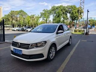 Volkswagen Santana 2019 купить из Китая, цена 1 202 000 ₽ — Suifenhe Auto