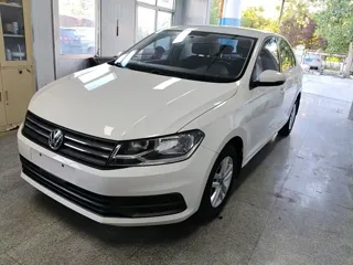 Volkswagen Santana 2020 купить из Китая, цена 1 155 000 ₽ — Suifenhe Auto
