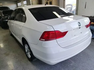 Volkswagen Santana 2020 купить из Китая, цена 1 155 000 ₽ — Suifenhe Auto