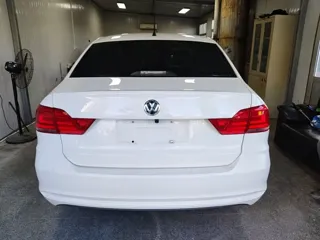 Volkswagen Santana 2020 купить из Китая, цена 1 155 000 ₽ — Suifenhe Auto