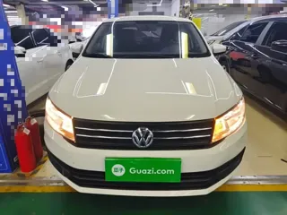 Volkswagen Santana 2023 купить из Китая, цена 1 087 000 ₽ — Suifenhe Auto