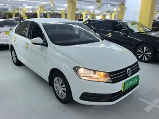 Volkswagen Santana 2021 купить из Китая, цена 1 211 000 ₽ — Suifenhe Auto
