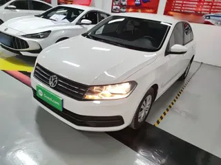 Volkswagen Santana 2022 купить из Китая, цена 1 177 000 ₽ — Suifenhe Auto