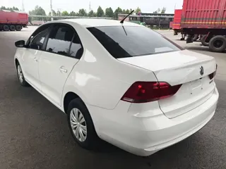 Volkswagen Santana 2019 купить из Китая, цена 1 225 000 ₽ — Suifenhe Auto