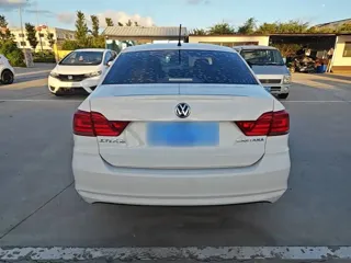 Volkswagen Santana 2022 купить из Китая, цена 1 120 000 ₽ — Suifenhe Auto