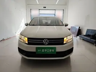 Volkswagen Santana 2020 купить из Китая, цена 1 225 000 ₽ — Suifenhe Auto