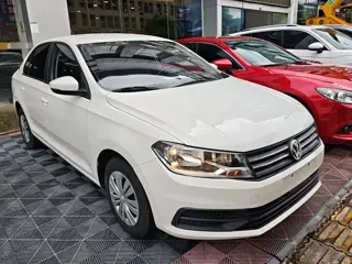 Volkswagen Santana 2022 купить из Китая, цена 1 005 000 ₽ — Suifenhe Auto