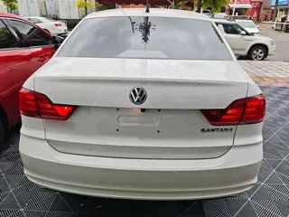 Volkswagen Santana 2022 купить из Китая, цена 1 005 000 ₽ — Suifenhe Auto