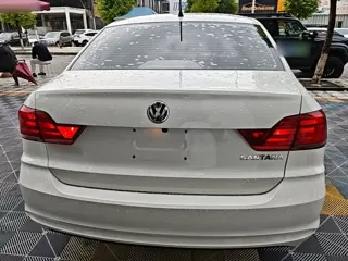 Volkswagen Santana 2021 купить из Китая, цена 1 061 000 ₽ — Suifenhe Auto