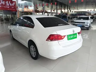 Volkswagen Santana 2021 купить из Китая, цена 1 322 000 ₽ — Suifenhe Auto