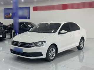 Volkswagen Santana 2023 купить из Китая, цена 1 156 000 ₽ — Suifenhe Auto