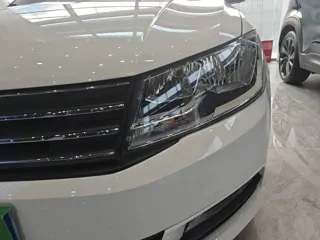 Volkswagen Santana 2018 купить из Китая, цена 1 320 000 ₽ — Suifenhe Auto