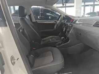 Volkswagen Santana 2018 купить из Китая, цена 1 320 000 ₽ — Suifenhe Auto