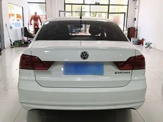 Volkswagen Santana 2019 купить из Китая, цена 1 311 000 ₽ — Suifenhe Auto